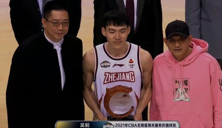 郭艾倫|楊鳴盡力了！郭艾倫出手數(shù)全場最高，三分投籃辣眼睛，無緣MVP