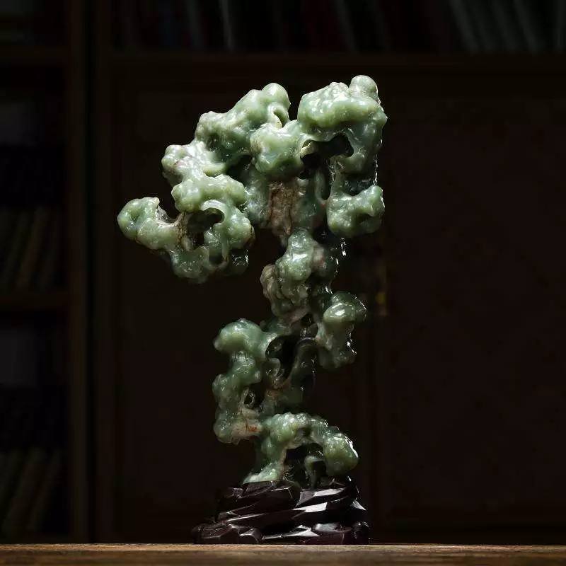 博物馆|又丑又怪 ，这样的玉雕还能拍出上亿