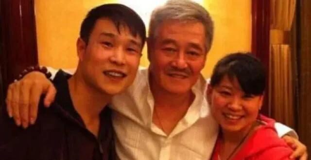 辛芷蕾|赵本山对这徒弟看走眼了，原以为是忠厚的猎犬，却是存有反骨的猫