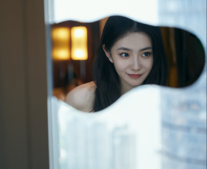 金鸡奖|金鸡奖女星提名惹争议：85后流量花未能出现，00后资源咖被强捧