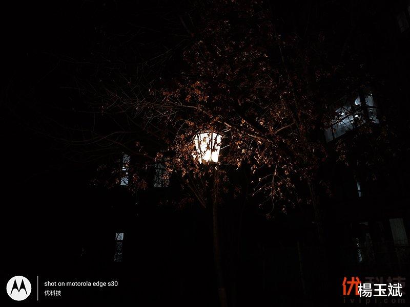苹果|最强LCD屏旗舰机 摩托罗拉 edge S30优科技全面评测