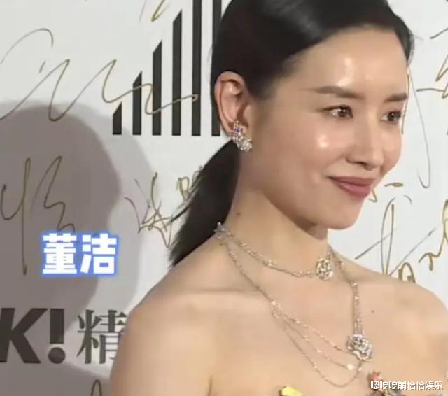 林允|在红毯的高清镜头之下，女星们的差距一目了然，还是林允最好看