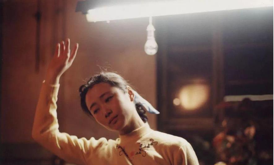 西装|国际巨星赵涛：为维持身材丁克，十多年不吃晚饭，42岁却老态尽显