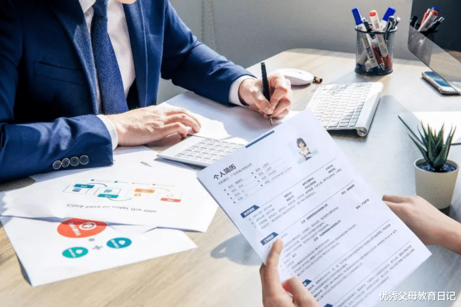 大学|大学里含金量很高的3大证书，难度系数高，学生考上一个不愁就业