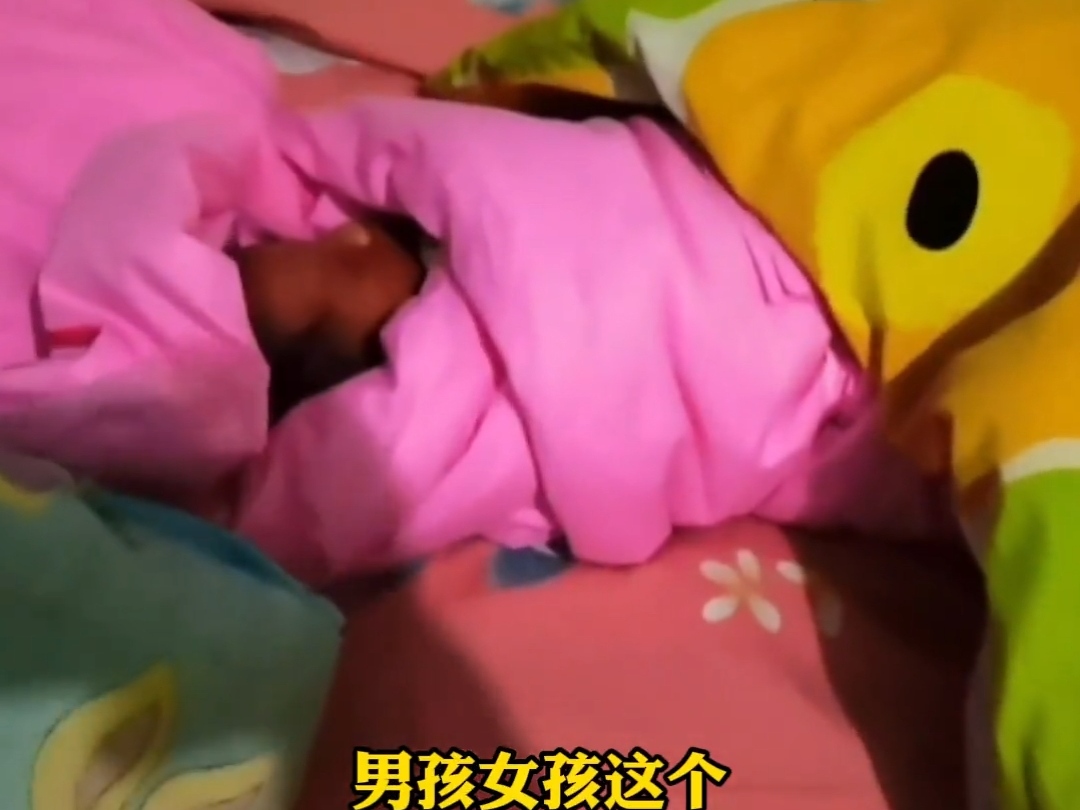 黑龙江哈尔滨,妈妈将刚出生婴儿遗弃路边,男子发现后阻止并报警