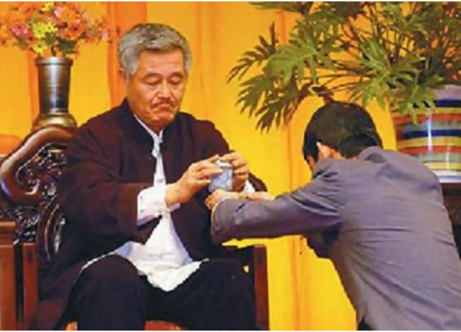 小沈阳|2021春晚之后14天，赵本山不再沉默，揭露小沈阳退出央视春晚真相