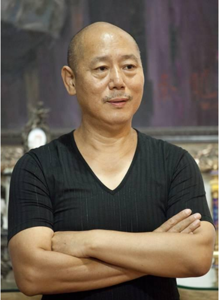 何炅|湖南卫视快本赞停播和何炅辞职内幕有何关联，看看李成儒怎么说