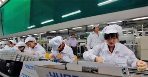 90后宝妈经验|被苹果抛弃后，国产科技巨头遭灭顶之灾，8亿设备只卖“白菜价”