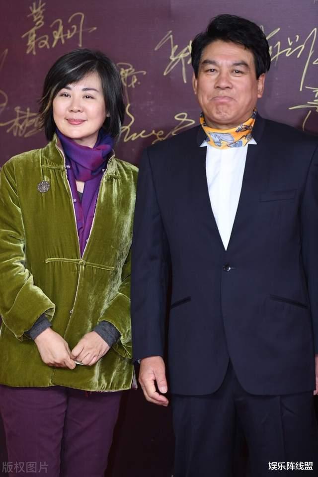 朱时茂|朱时茂的霸气情史，靠能力征服了5个女人，年过半百后绯闻不断