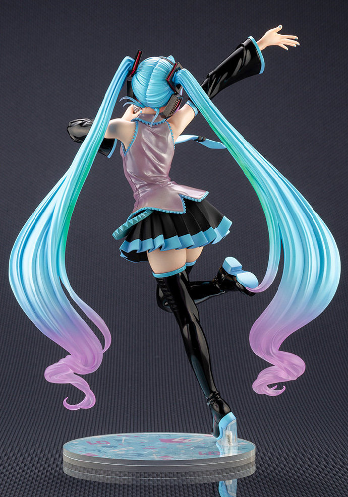 手办|初音未来变身彩虹小马？这款手办终于有了实物图，公主殿下好美！