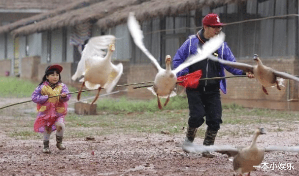 吴镇宇|节目中儿子受到永久性伤害，他怒撕芒果TV，如今儿子成了这样