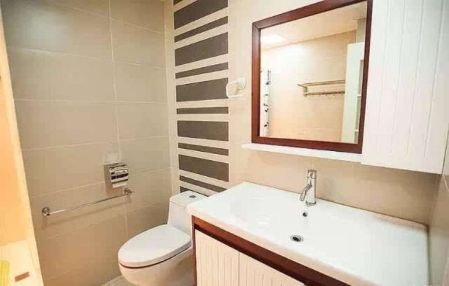 62平现代二居室，最喜欢卡座餐厅设计