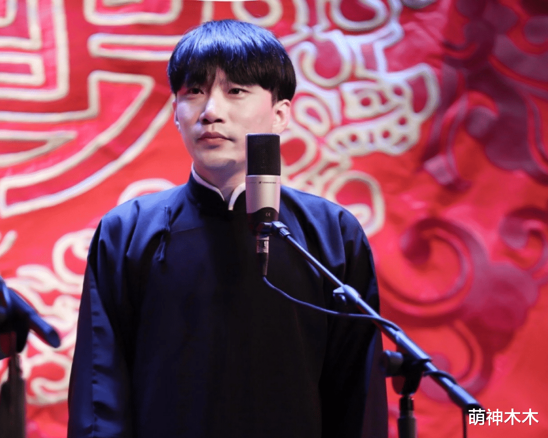 小小星座解说屋|王鸥挽手男子身份曝光，疑似德云社何九华，两人微博互关细节被扒