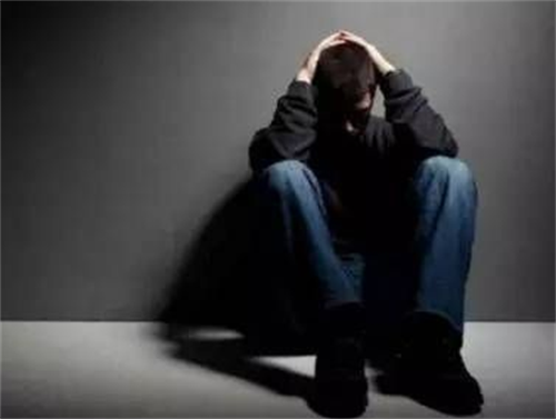90后杀人犯在法庭上微笑求死,拒向受害家属道歉,背后有何隐情?