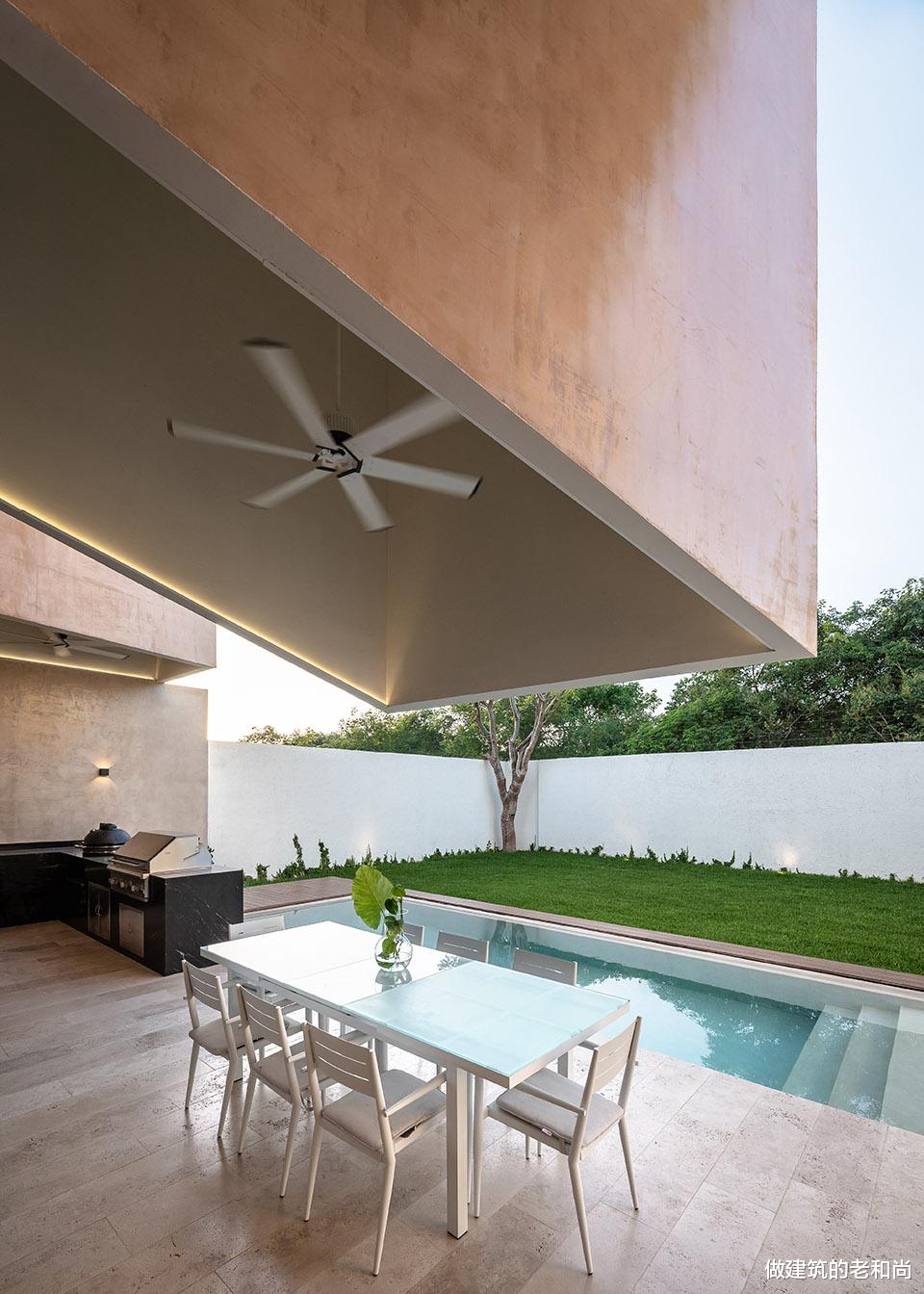 做建筑的老和尚 简洁朴素的现代住宅:让你充满探索内部空间的欲望