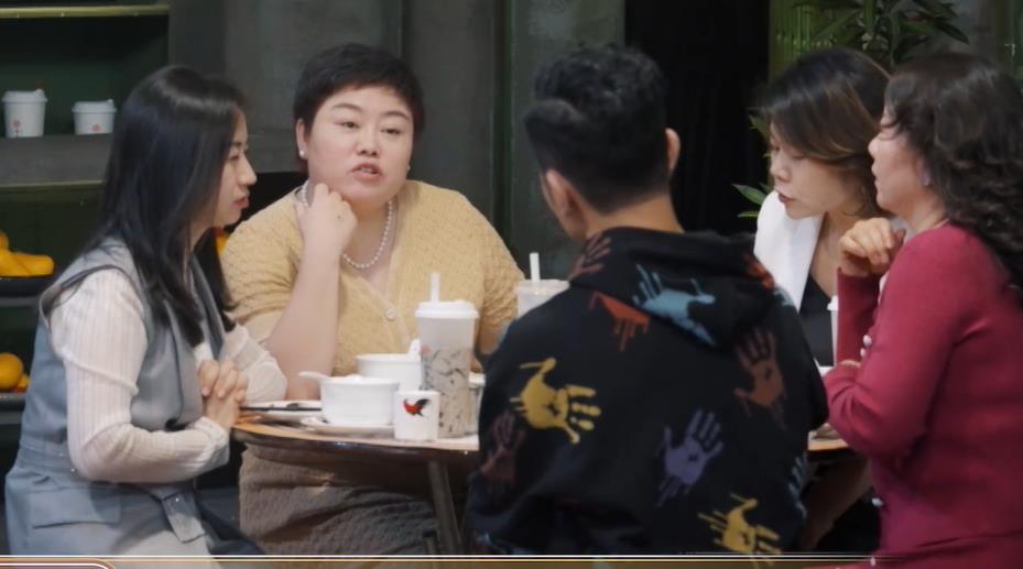 梁汉文|梁汉文回应被顾客误认成迟重瑞：发觉认错时已太迟，不打算去纠正