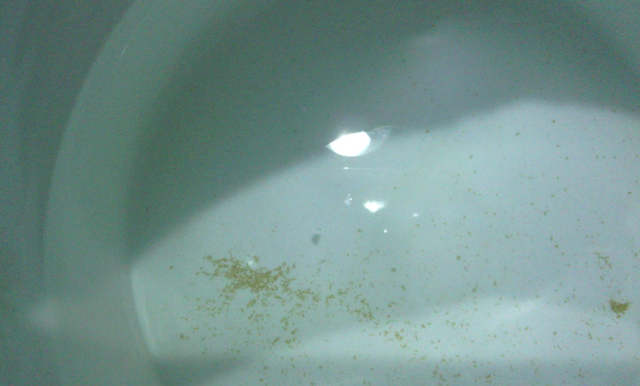 地球上的水44亿年都不会过期，为何被装入瓶子后很快就会过期？