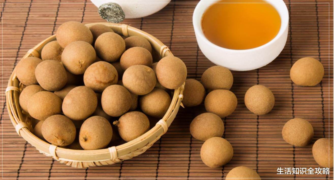 生活知识全攻略 这2种零食很常见，但女人最该吃，对皮肤好不显老！