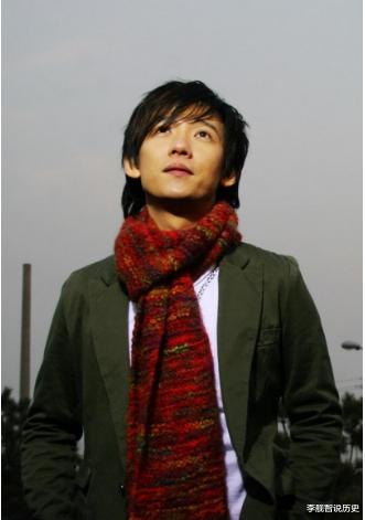 阿牛|他曾红到发紫，因妻子“下不了口”花百万整容，如今45岁仍单身