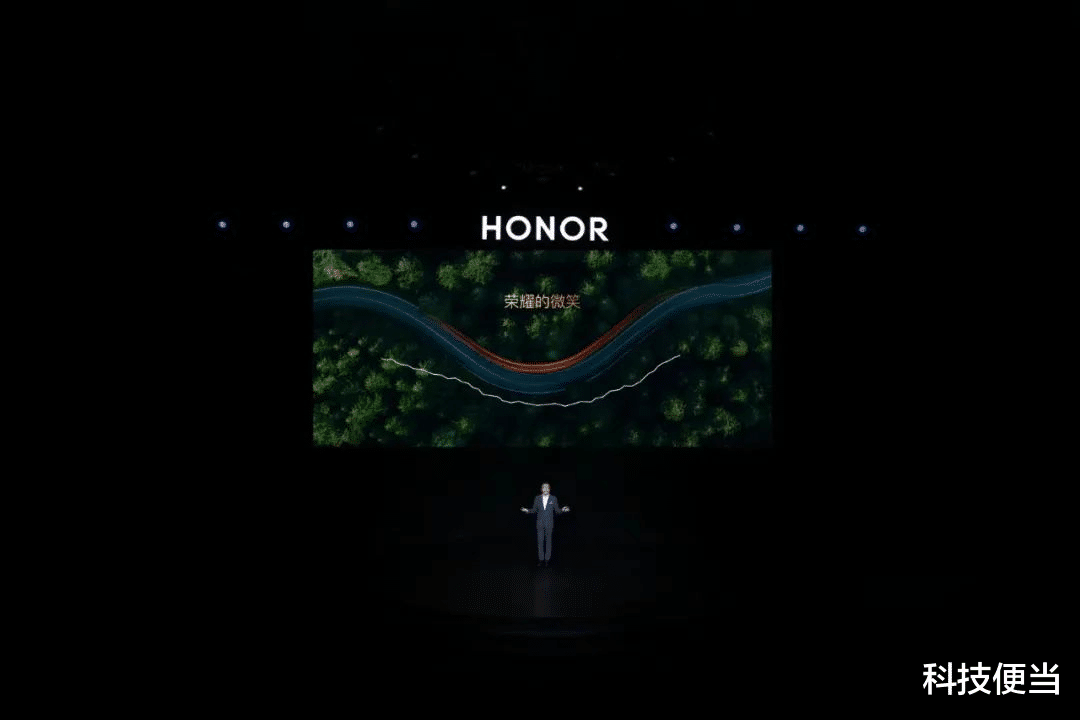 音响|中国日报盘点2021大事件,荣耀强势出圈成型代表,技术创新成关键