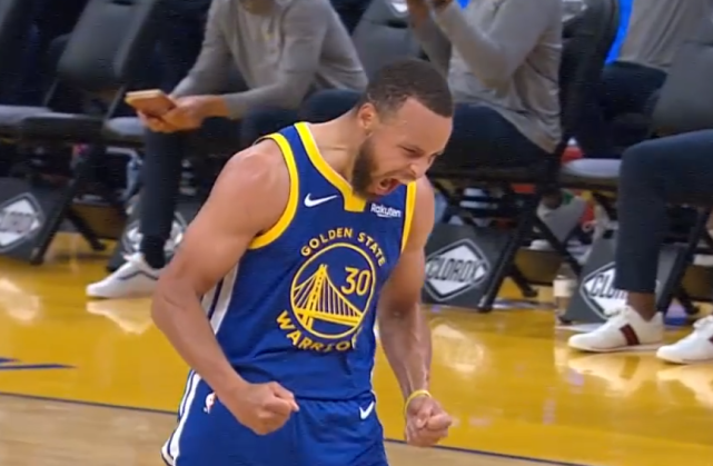 斯蒂芬·库里|太疯狂了！库里三节11记三分轰49分，跳舞激情庆祝，对手彻底绝望