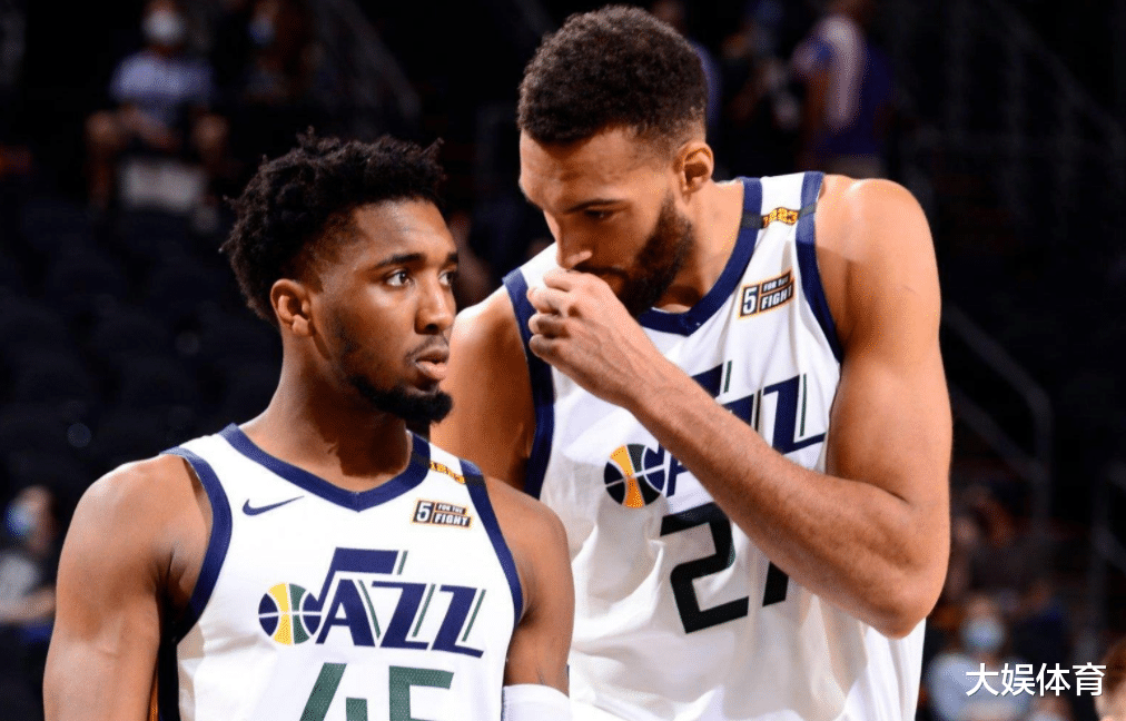 爵士队|爵士队太自信不上米切尔，灰熊队媲美勇士队拿下第一场