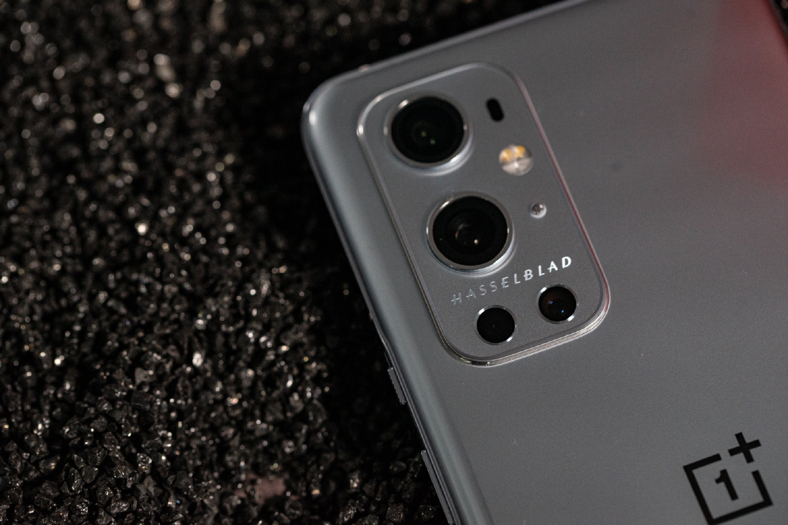 一加科技|9年10代！刘作虎发博预热：真旗舰一加10 Pro是怎么打磨的？