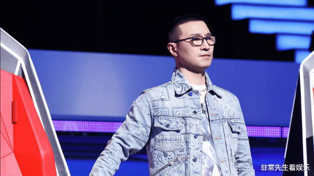 李克勤|《好声音》5强出炉，男选手全部淘汰，李克勤队的2个女生很争气