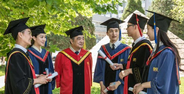 青年教师|读研后才知道，保研生和考研生的区别，难怪导师也会有偏爱