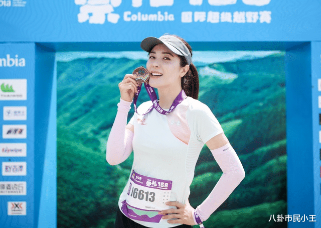 曾黎|45岁曾黎状态似少女,110斤瘦成90斤,坦言坚持运动是减肥要点