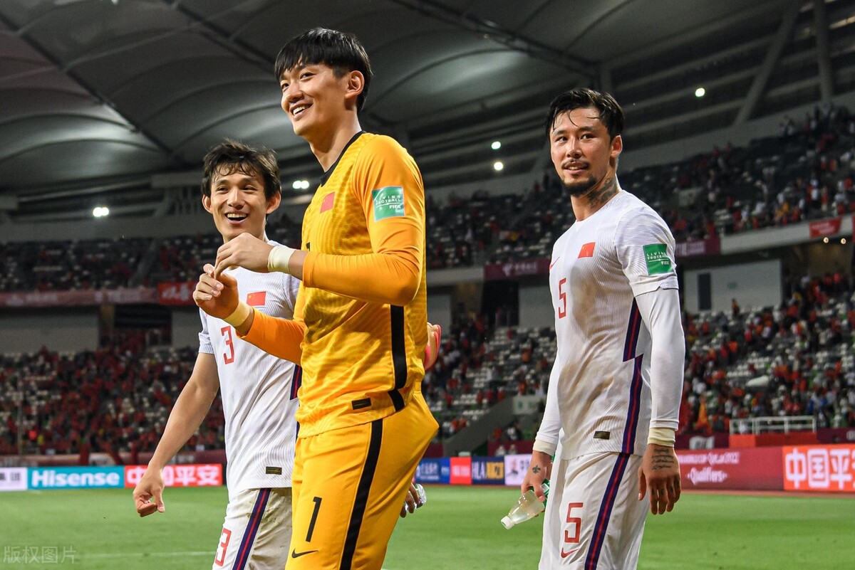 国足|国足3-1掀翻叙利亚，球迷却揪出场上最大水货，差点葬送球队的胜利