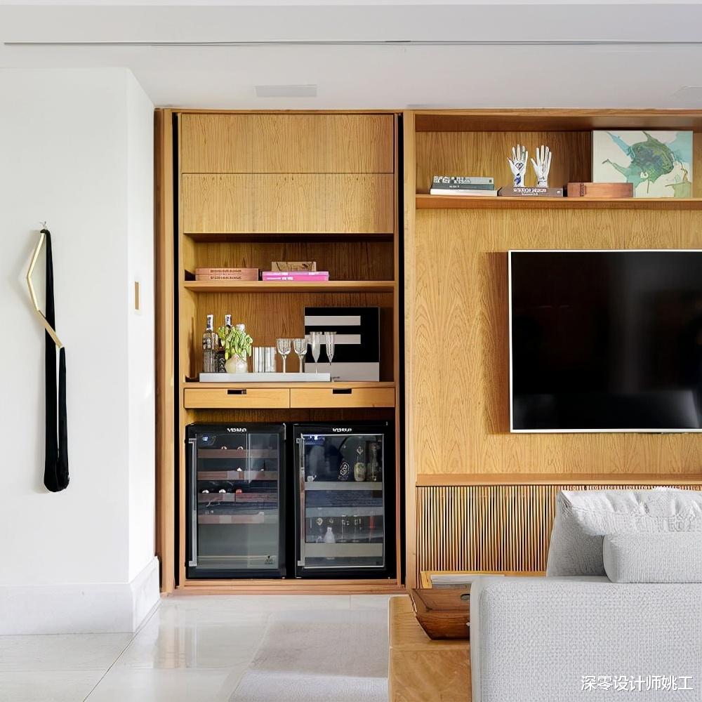 在我看来，家里最不能少的一个柜子是餐边柜，可惜大多数人忽视了