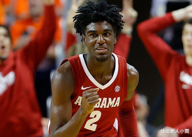 鹈鹕队 2换1！火箭鹈鹕酝酿大交易，7600万巨星离队，超新星空降休城