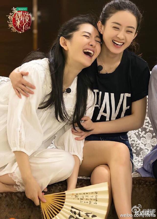 赵丽颖|赵丽颖校服造型清纯甜美，合作张杰受期待，力证与谢娜姐妹情深