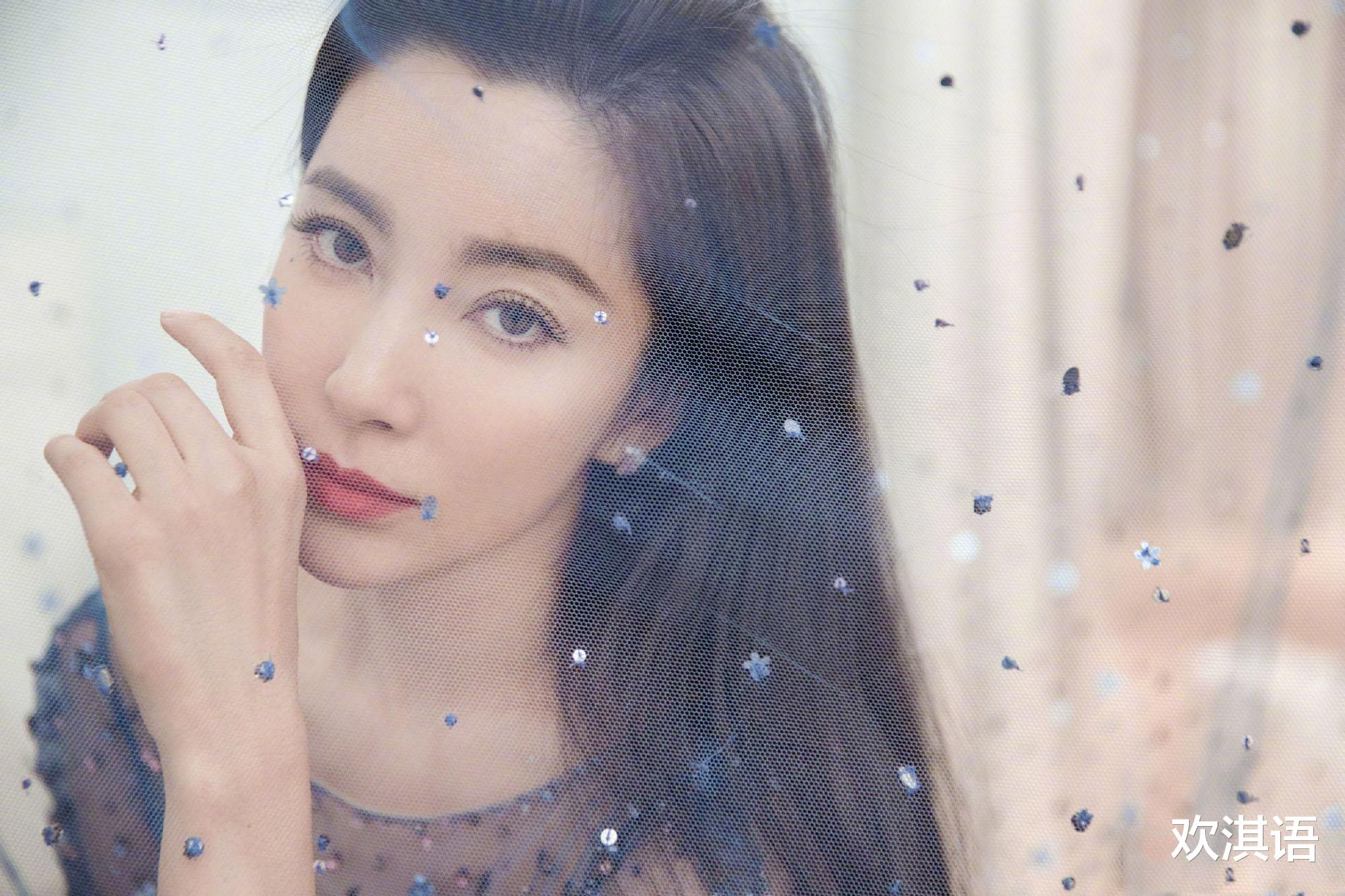 李冰冰|李冰冰绝望发文，她竟然怕床......