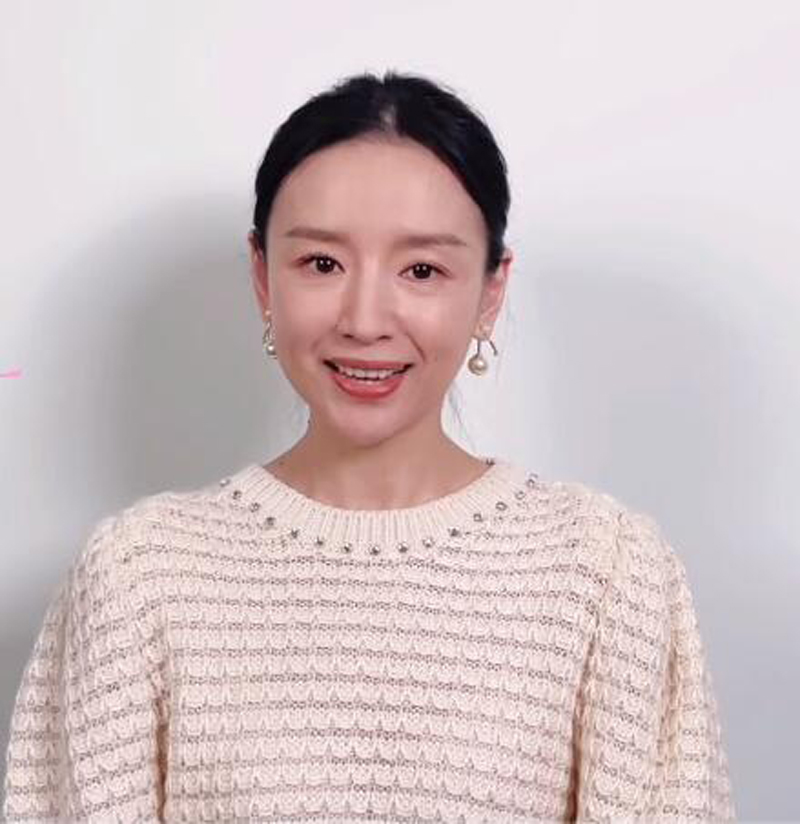 陈德容|4位不耐老的女星，有人中年发腮，有人才25就颜垮，各有各的心酸