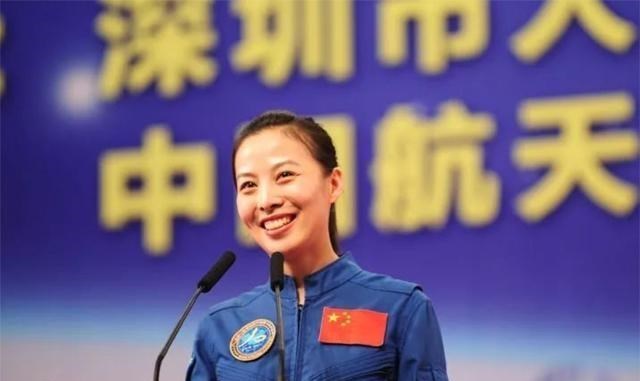 女航天员太空出舱有多难？男航天员成功已经13年了，才敢安排