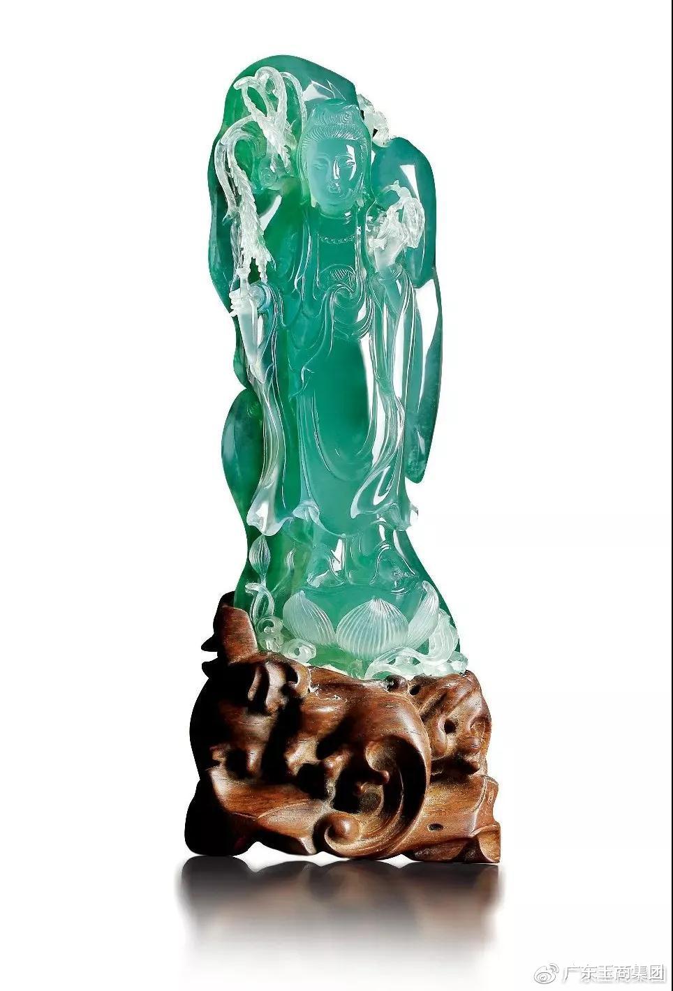 翡翠|翡翠收藏市场行情看涨，近期成交件件过百万