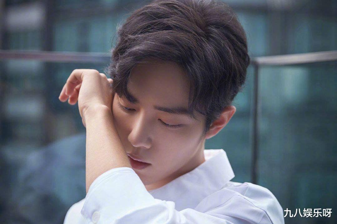 肖战|“小飞侠”公益30城全部点亮，肖战在海外的巨幅地广让人震撼