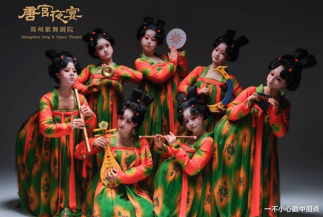 河南卫视|河南卫视杀疯了!洛神水下惊鸿一舞吊打同行,央视压力大了