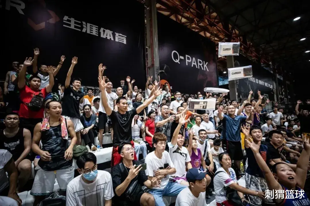 篮球|他们，一手打造顶级半职业俱乐部！让球员们有了一个家！