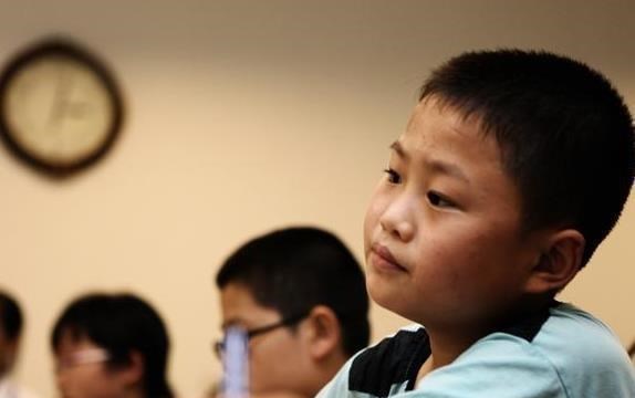 梵恩诗伊宁哥|幼儿园超前教育危害到底有多大？二年级或是爆发期，家长沉默不语