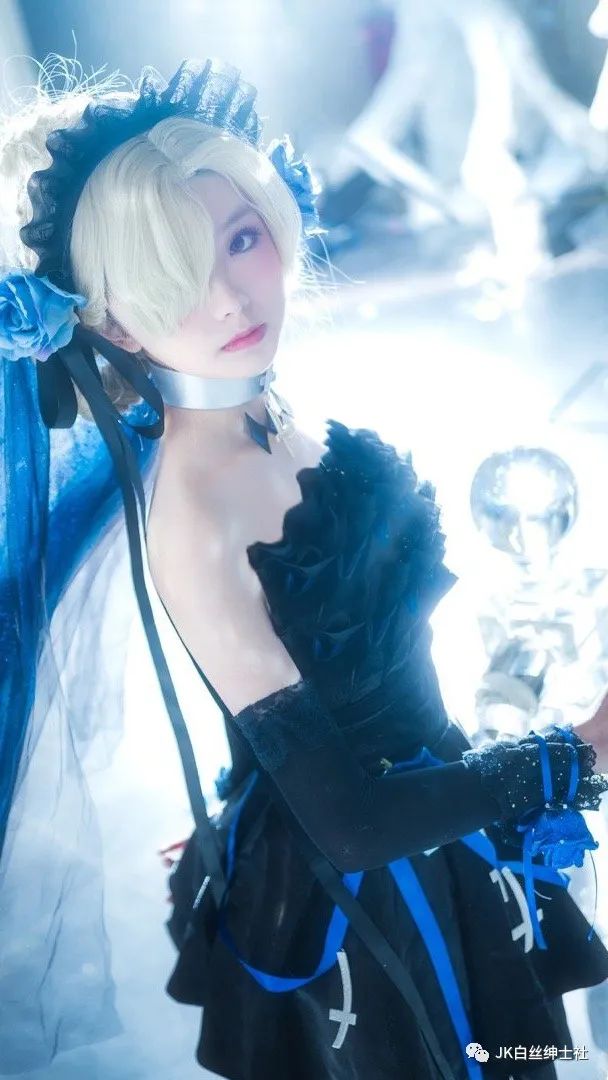 碧蓝航线|cos：碧蓝航线?谢菲尔德黑鸦的晚宴cos正片@樱群