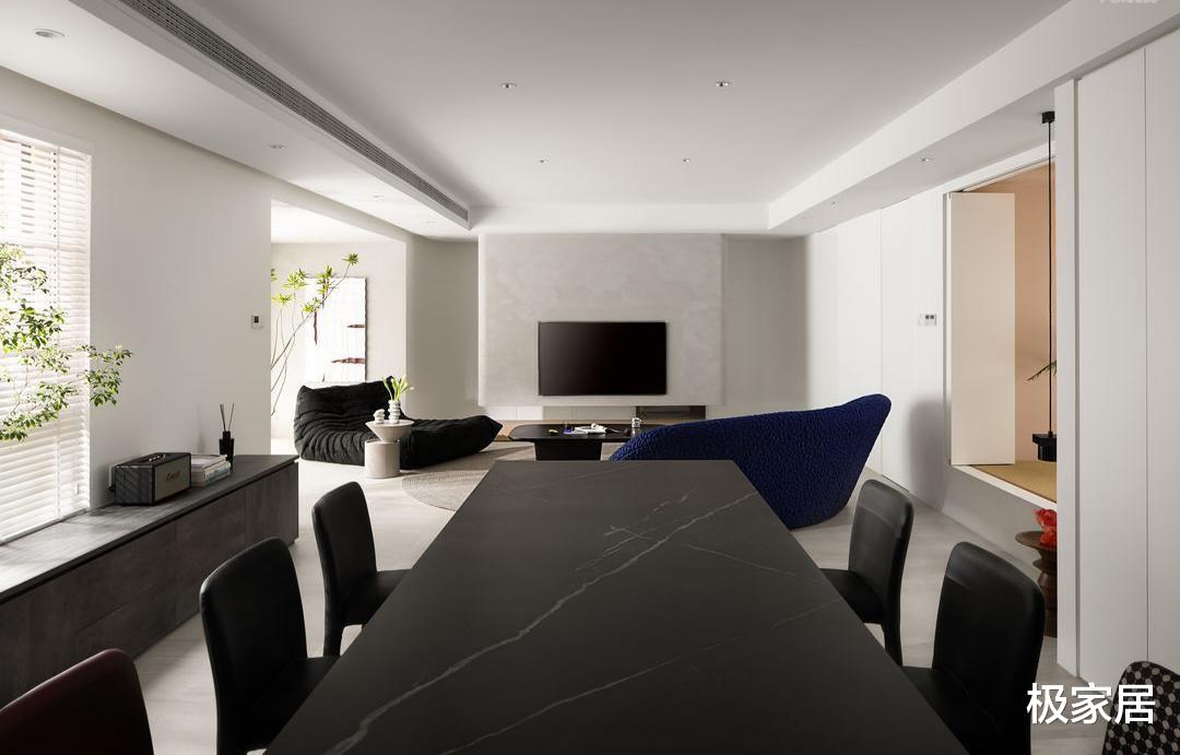 143平的简约房，空间堪比300平，宽敞到客人都表示羡慕