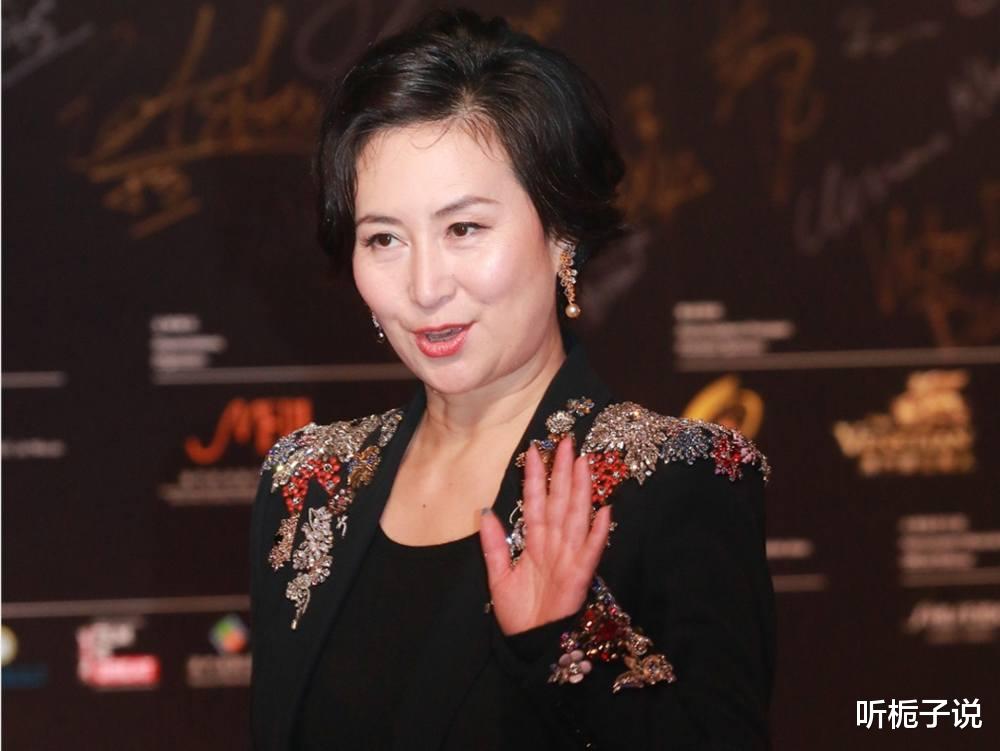 何超琼|赌王子女再掀波澜？5000亿大房女儿分文未得，今与何超琼对簿公堂