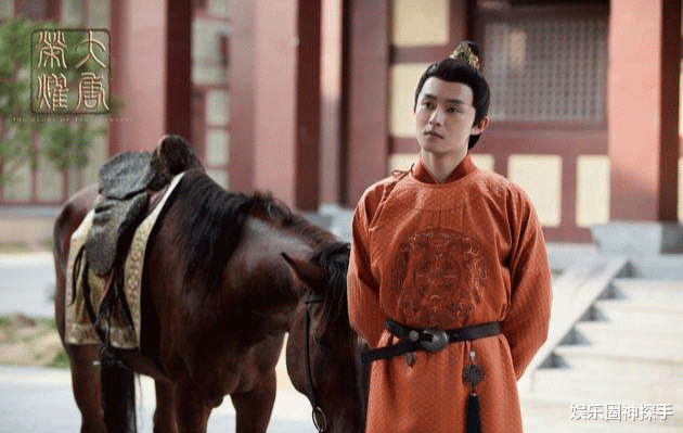 秦俊杰|3年拍6部欢瑞剧都不红，这位183cm的男星，到底“输”在哪？