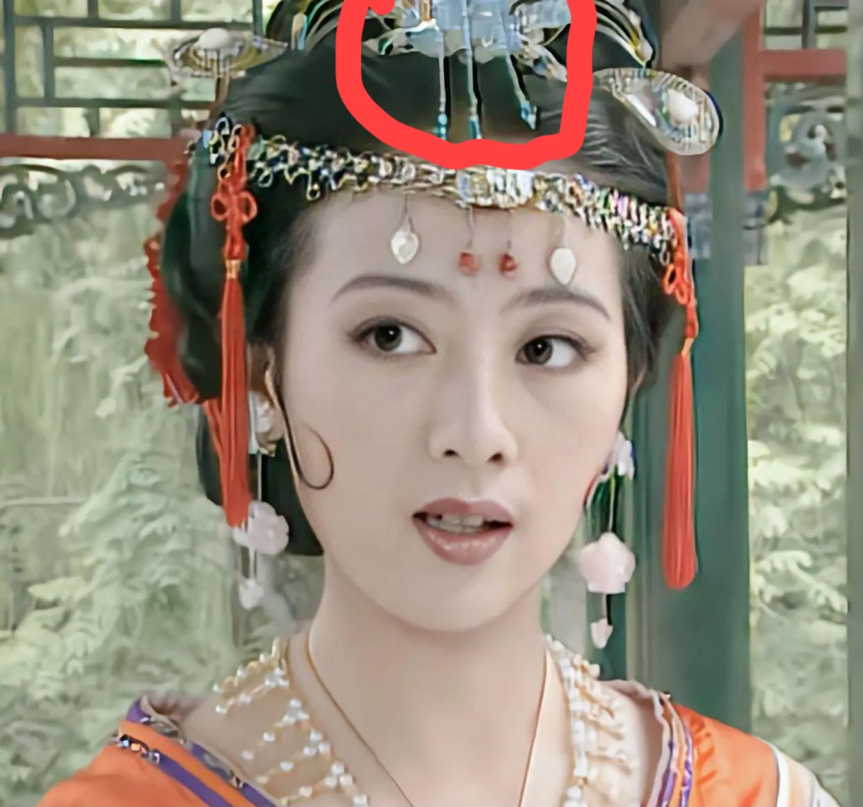 花好又月圆|《花好又月圆》拍成这样，也好意思说是翻拍《上错花轿嫁对郎》？