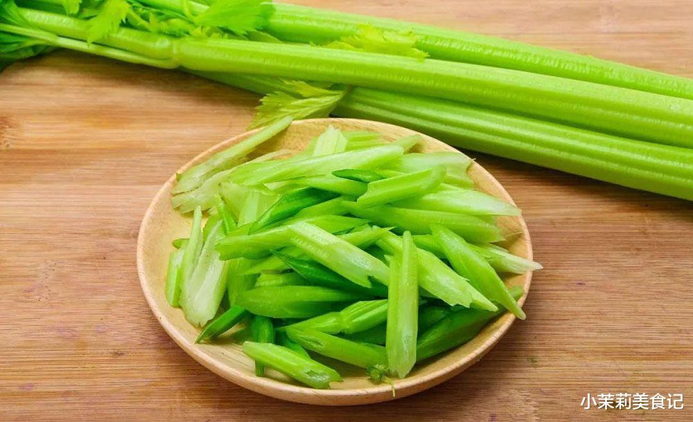 芹菜|农历五月“毒气”重，多吃“5菜2谷”，忌2食，无“毒”好过夏