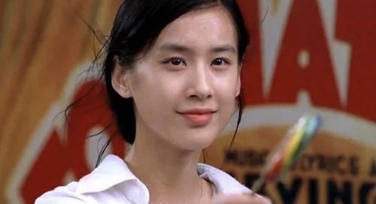 金铭|盘点那些刚出道时很美，但很快长残了的女明星们