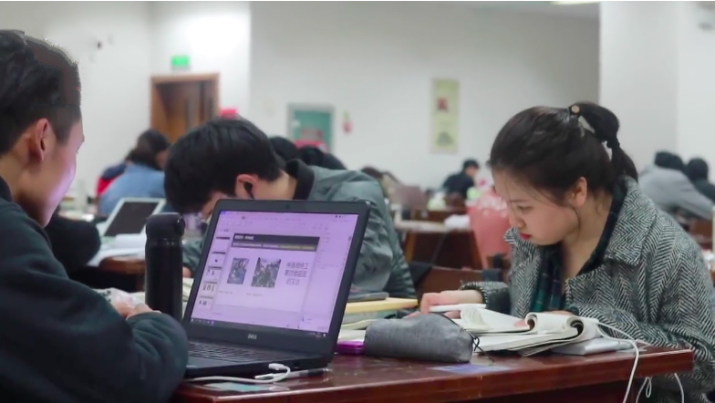 大学|陕师大的校招火了，只给博士生安排“特权”，高学历的好处太香了